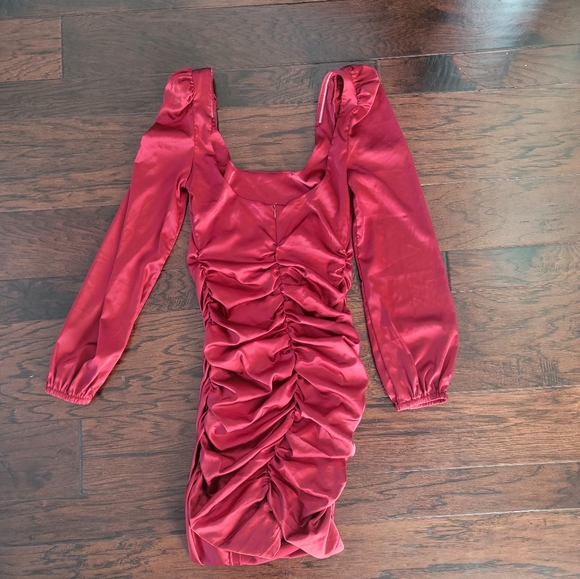 Like New Blaire Mini Dress in Wine size Small - Picture 6 of 7